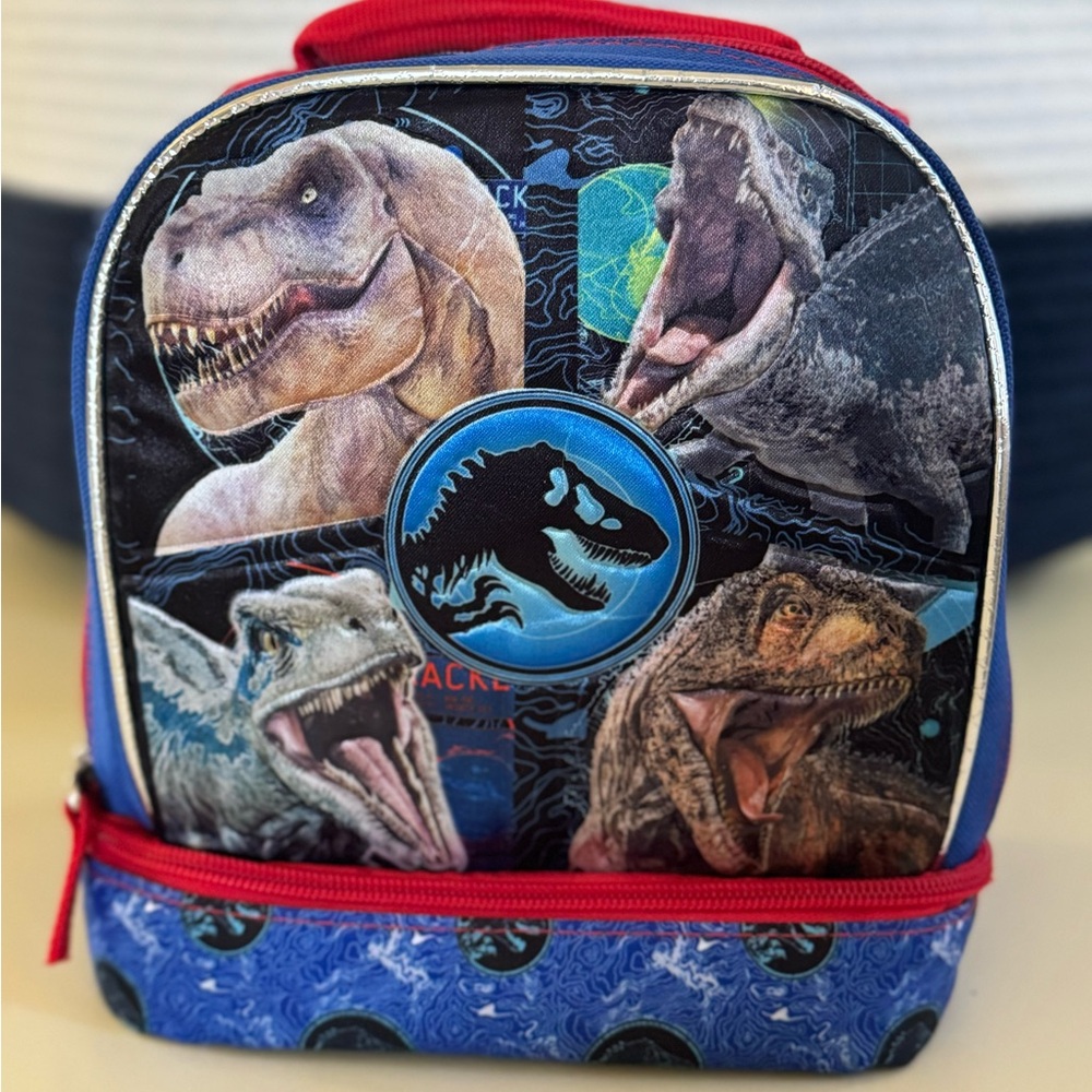 JURASSIC WORLD 2 DUAL COMPARTMENT LUNCH BAG